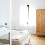 Itaca 아파트호텔 카스텔라마레델골포