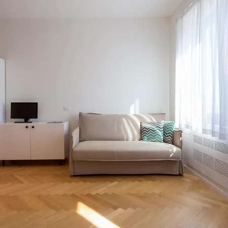 Aparthotel Itaca